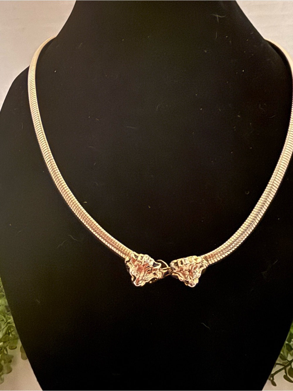 Anne Klein Gold-Tone Lion Head Cinch Belt 80’s